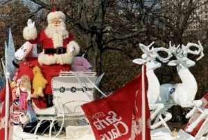 Santa-Claus-Parade-Toronto-3-DM