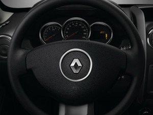 2014-Renault-Duster-5-DM